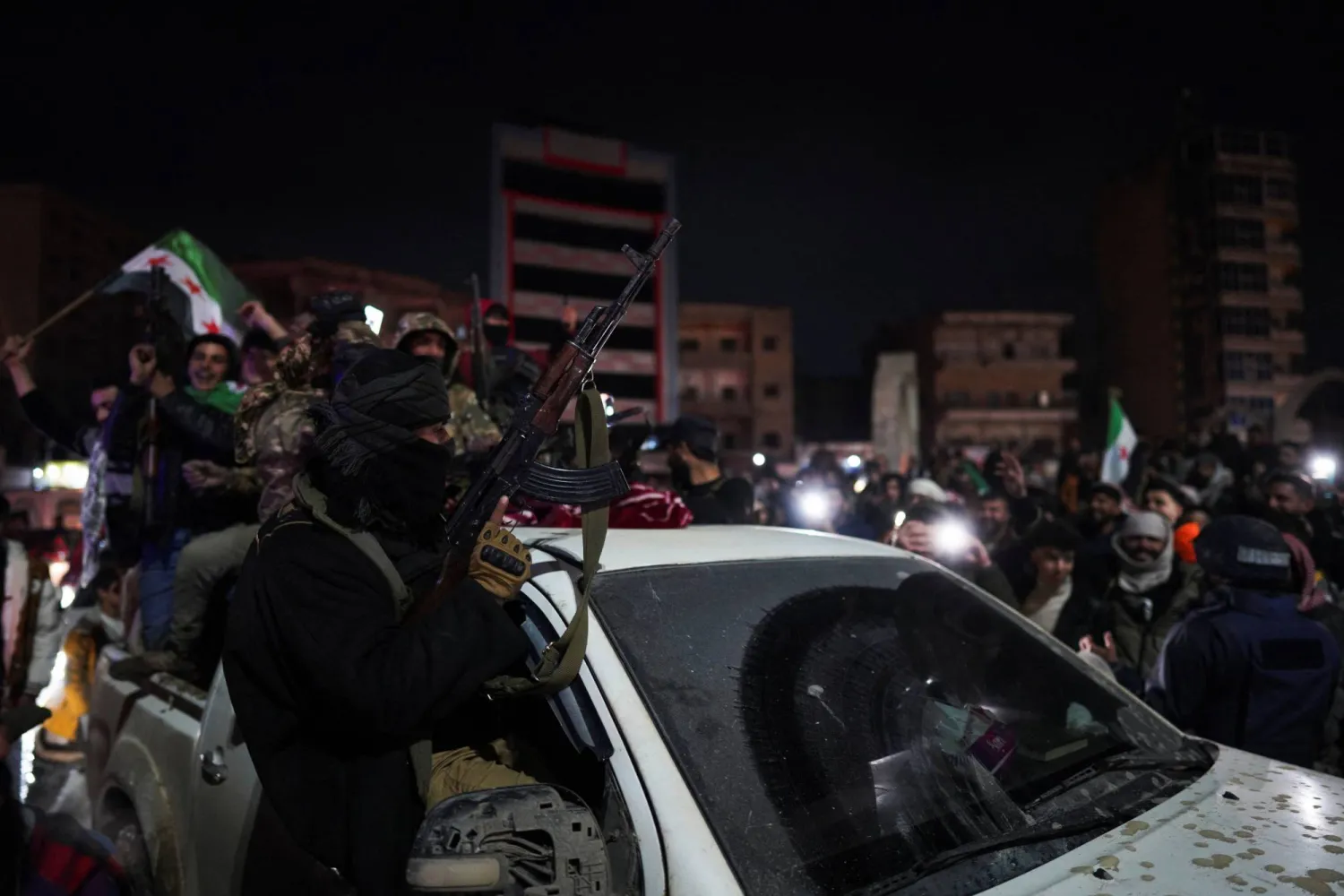 الجيش السوري ينتشر في الجزيرة بعد اتفاق وقف النار والاندماج مع «قسد»