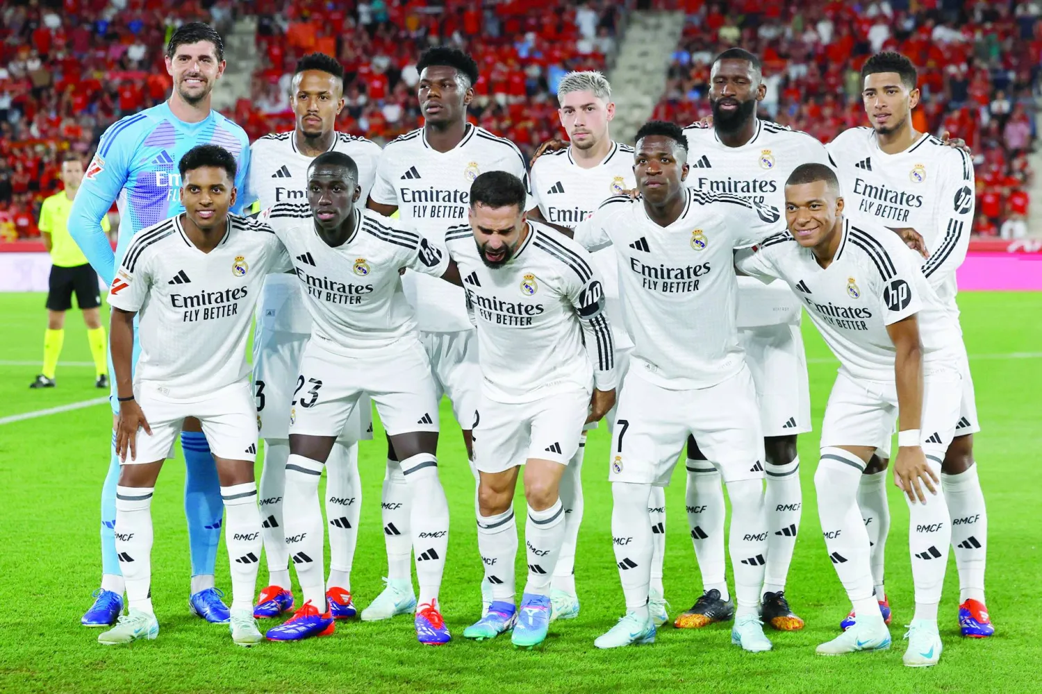 ريال مدريد يتصدر قائمة أغنى أندية العالم