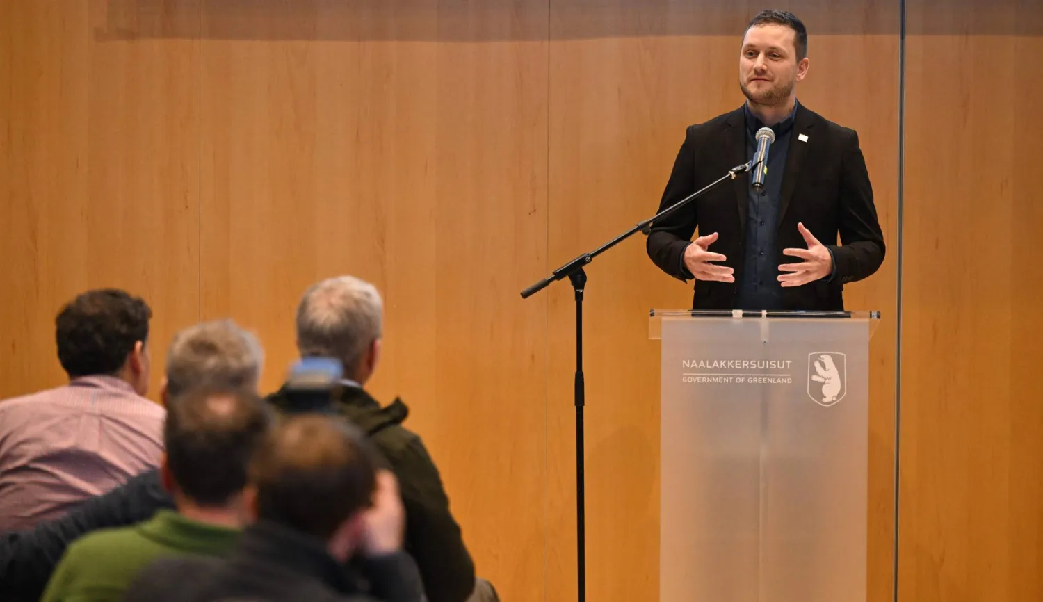 رئيس وزراء غرينلاند: مستعدون لاستضافة مهمة لحلف «الناتو» في الجزيرة