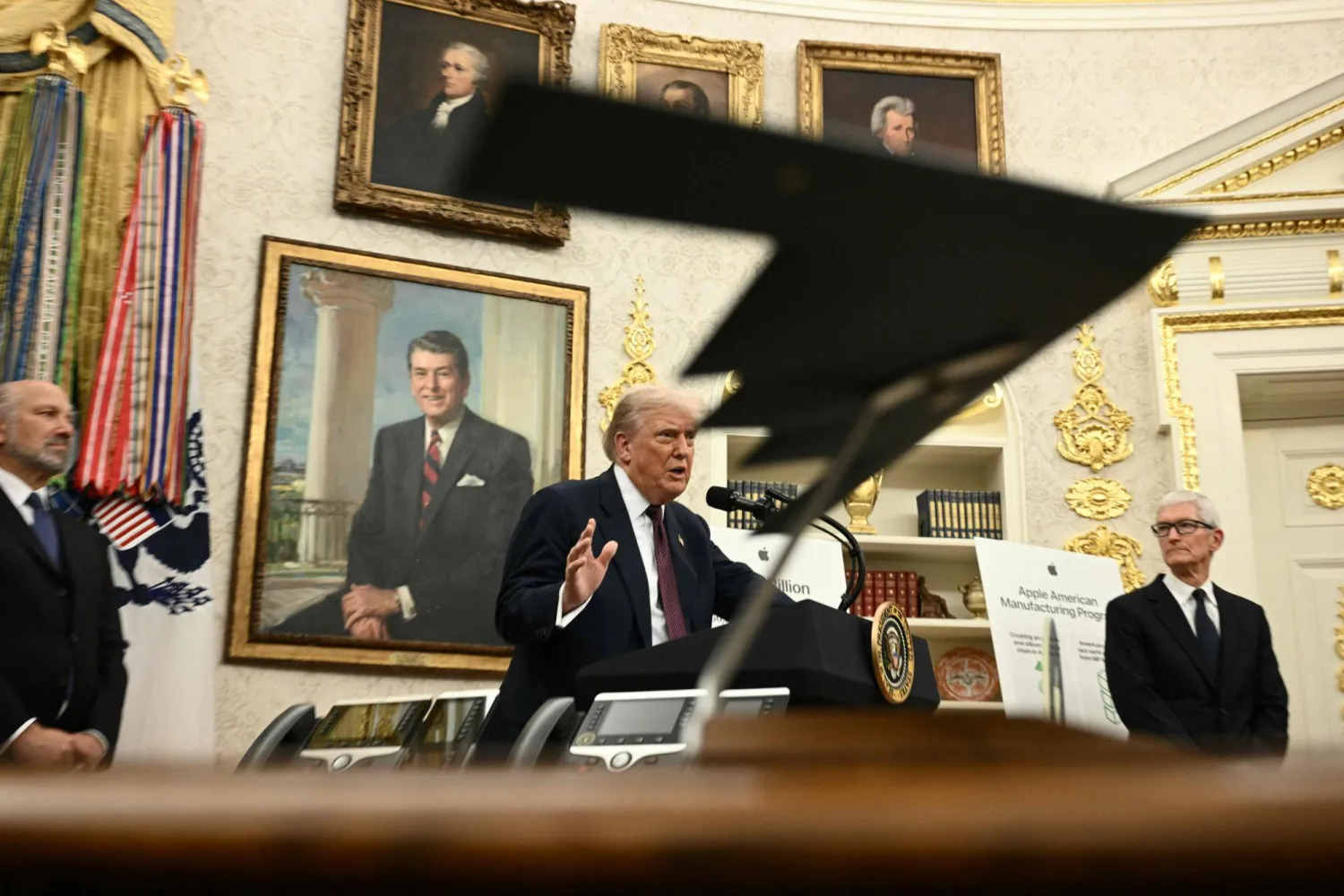 إحاطات استخباراتية لترمب: إيران في أضعف حالاتها