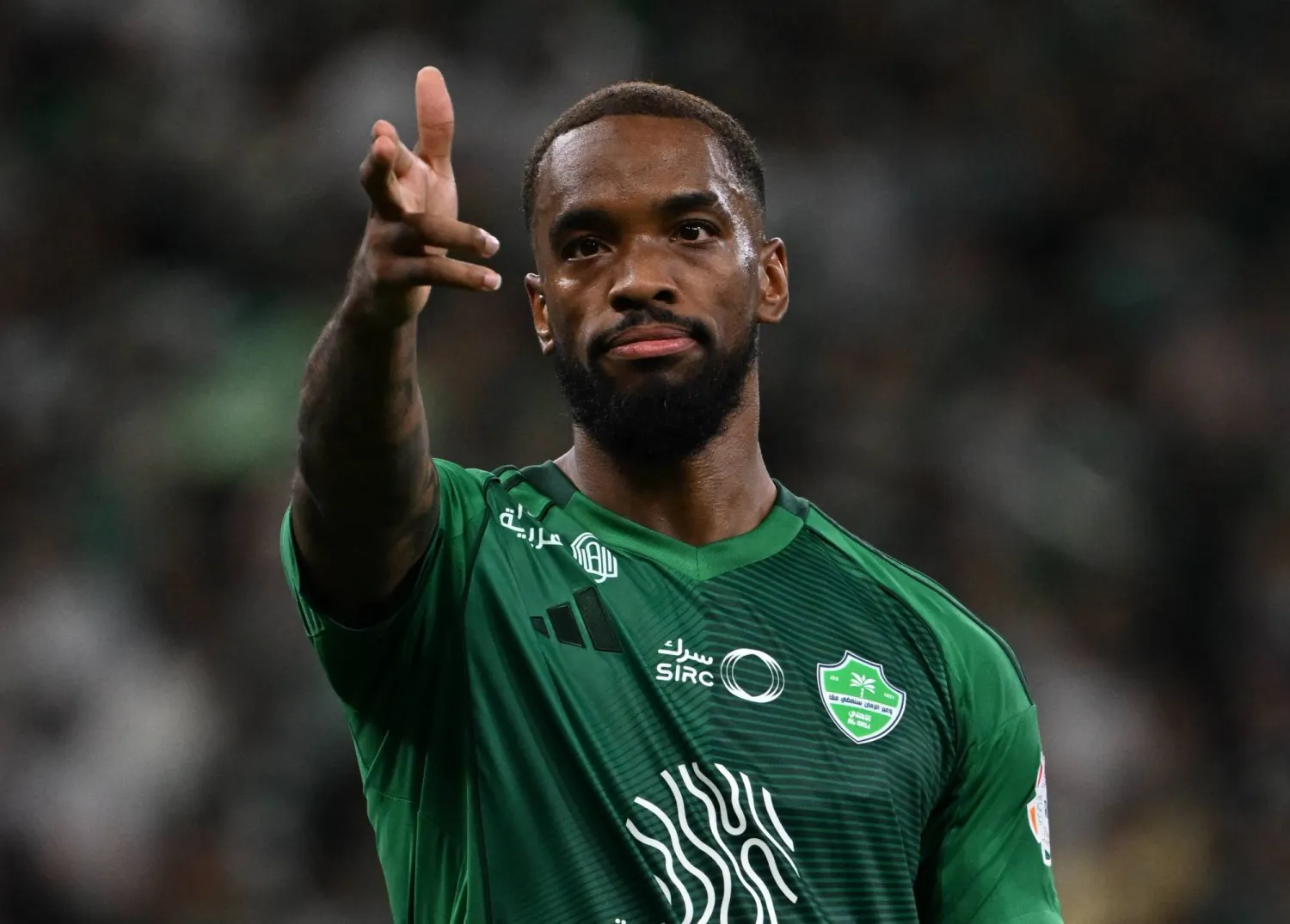 "توني" يتصدر هدافي الدوري السعودي بعد "هاتريك" الأهلي