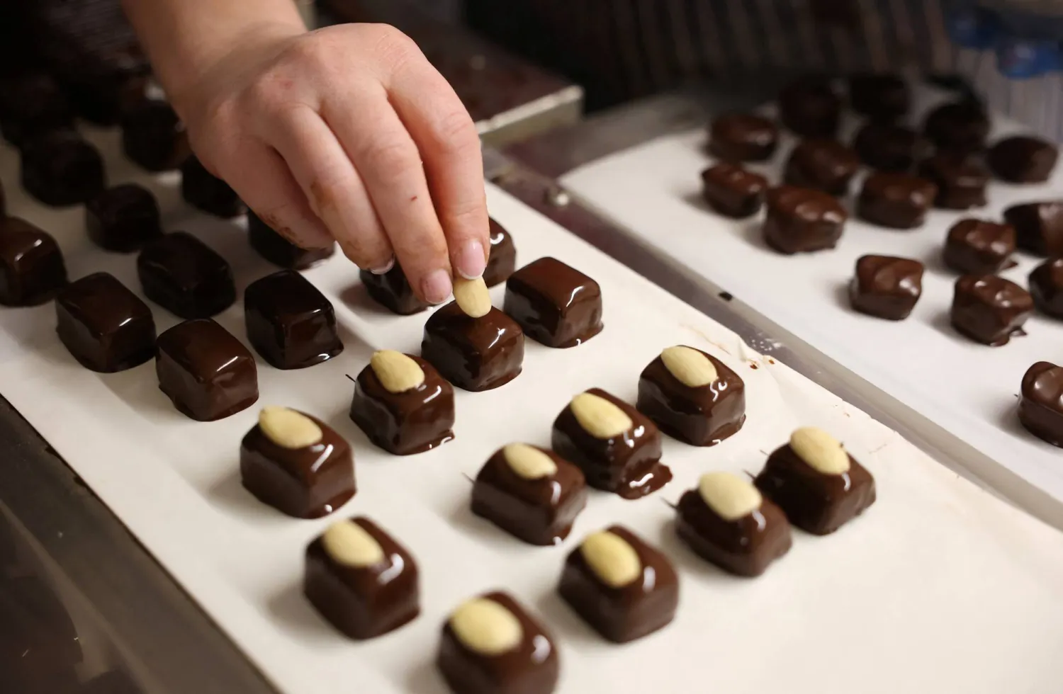 وجبات خفيفة تزيد الطاقة أكثر من القهوة