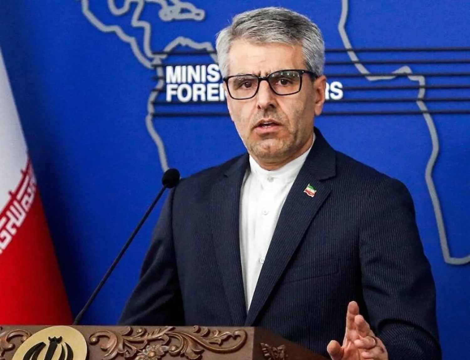 إيران تلوّح بالدبلوماسية مع واشنطن وسط تصعيد متبادل إيران تلوّح بالدبلوماسية مع واشنطن وسط تصعيد متبادل