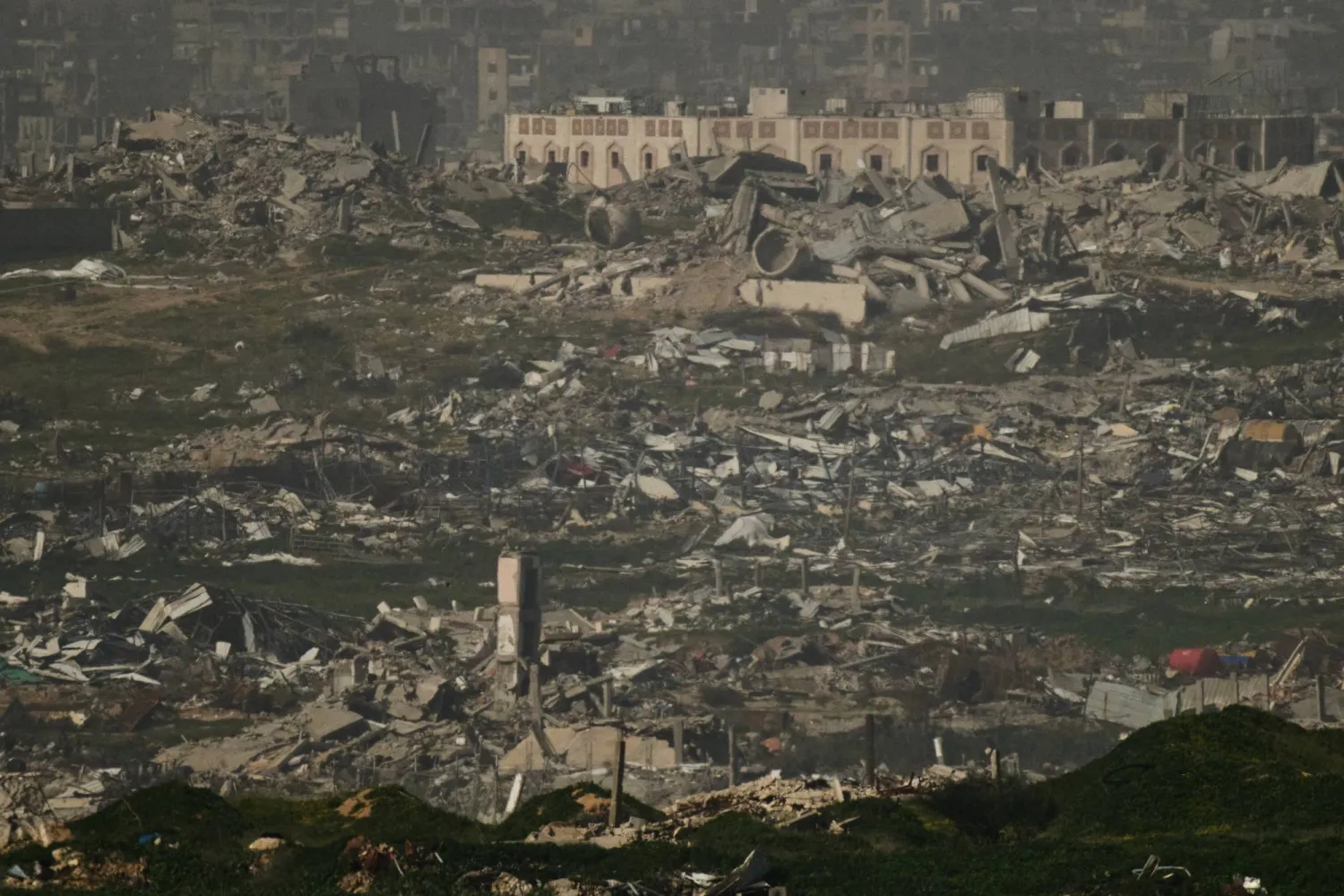 إندونيسيا تستعد لإرسال 8 آلاف جندي إلى غزة دعماً لخطة ترمب