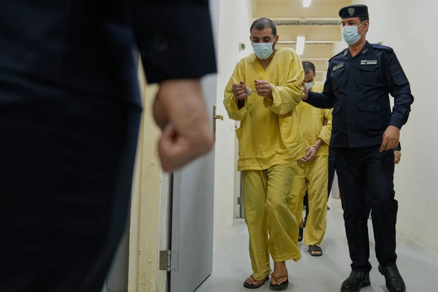 واشنطن تنهي مهمة نقل سجناء «داعش» إلى العراق