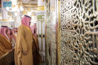 سمو ولي العهد يزور المسجد النبوي