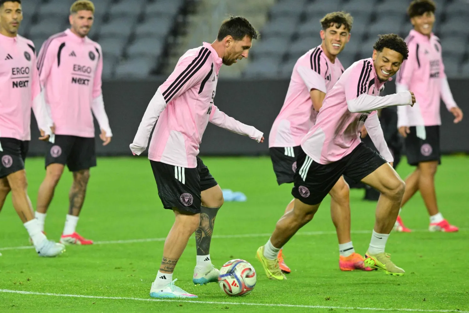 «الدوري الأميركي»: ميسي جاهز للمباراة الافتتاحية... ويقترب من هدفه الـ900