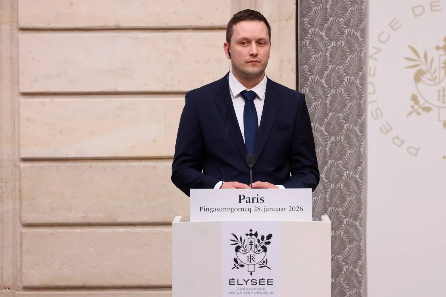 رئيس وزراء غرينلاند يرفض عرض ترمب لإرسال سفينة مستشفى عائم