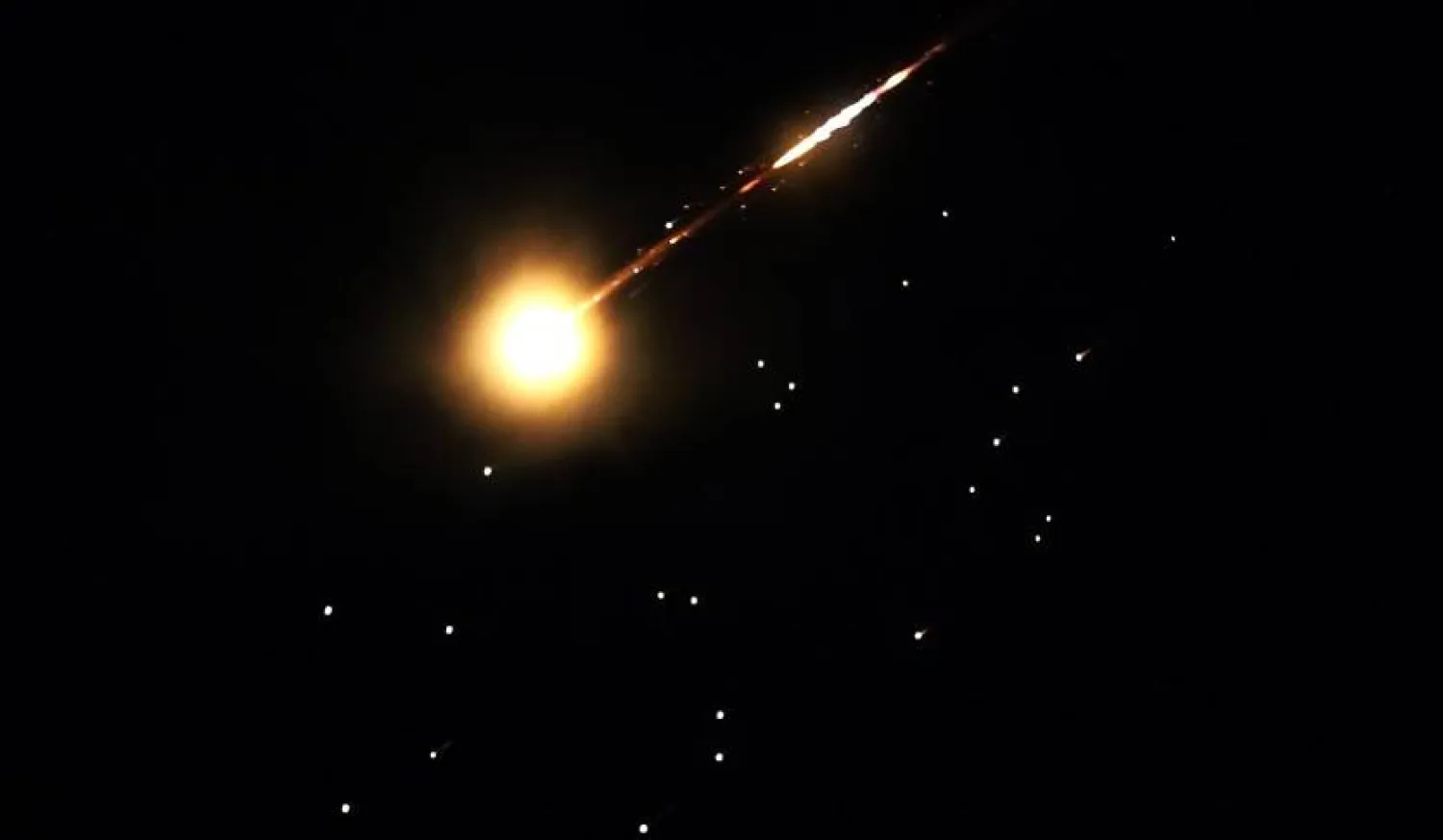 تركيا تحذر إيران بعد اعتراض صاروخ باليستي