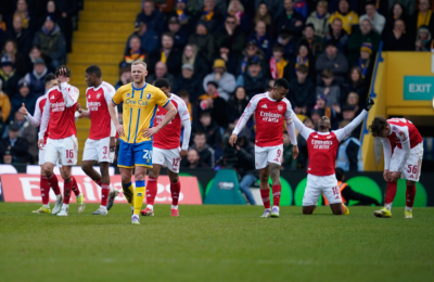 أرسنال يعبر عقبة مانسفيلد تاون ويبلغ ربع نهائي كأس الاتحاد الإنجليزي