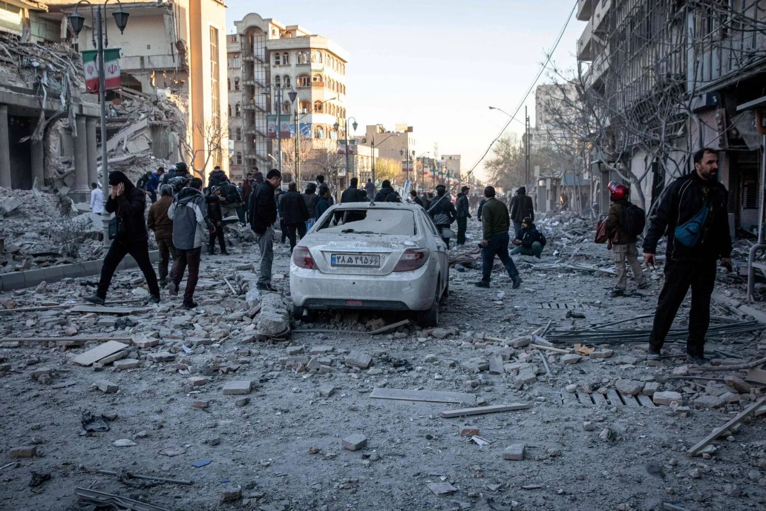 غارات إسرائيلية تستهدف مواقع صواريخ ومقرات أمنية في إيران