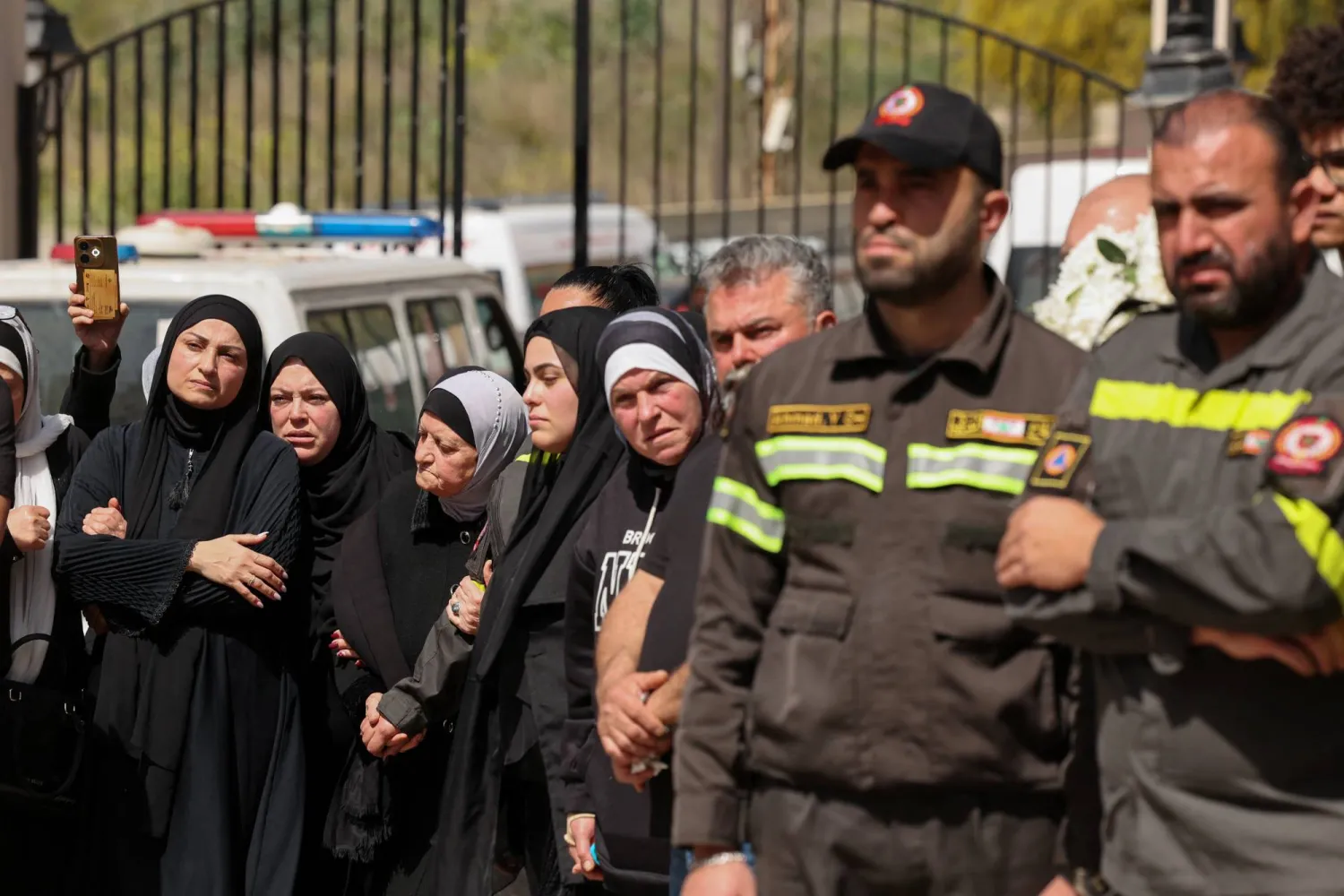 حصيلة الغارات الإسرائيلية على لبنان تتجاوز ألف قتيل منذ بدء الحرب