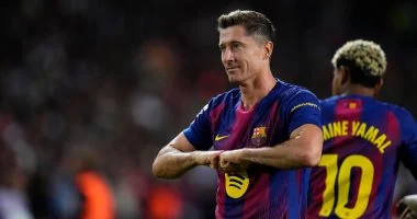 برشلونة يقدم عرضه الأول لـ ليفاندوفسكي لتجديد عقده