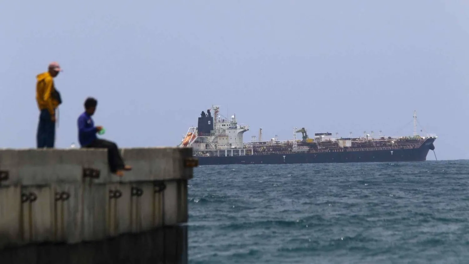 ناقلة نفط روسية تصل إلى كوبا