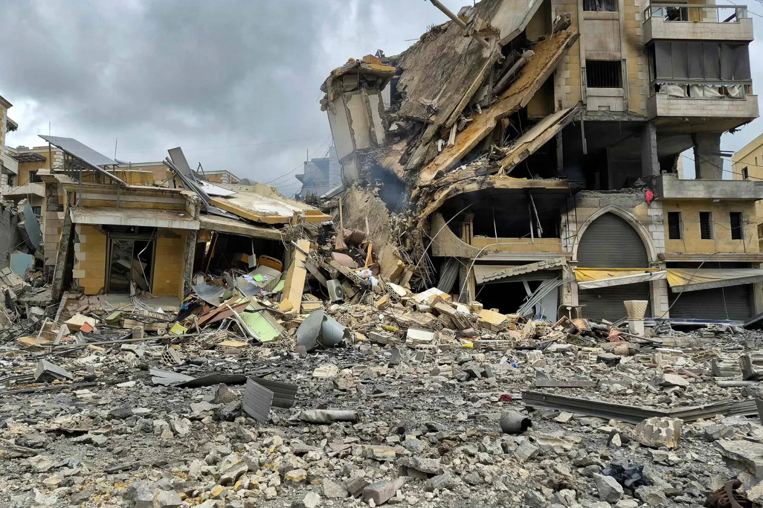 سلام: التوغل الإسرائيلي في لبنان أمر مرفوض بالكامل سلام: التوغل الإسرائيلي في لبنان أمر مرفوض بالكامل