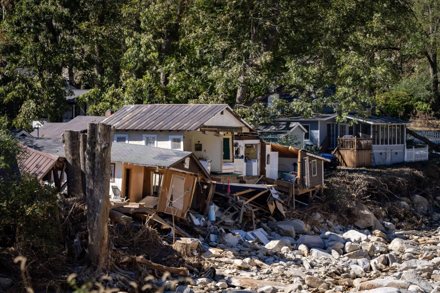 إدارة ترمب توافق على إعلان كوارث كبرى في 7 ولايات بسبب الطقس السيئ