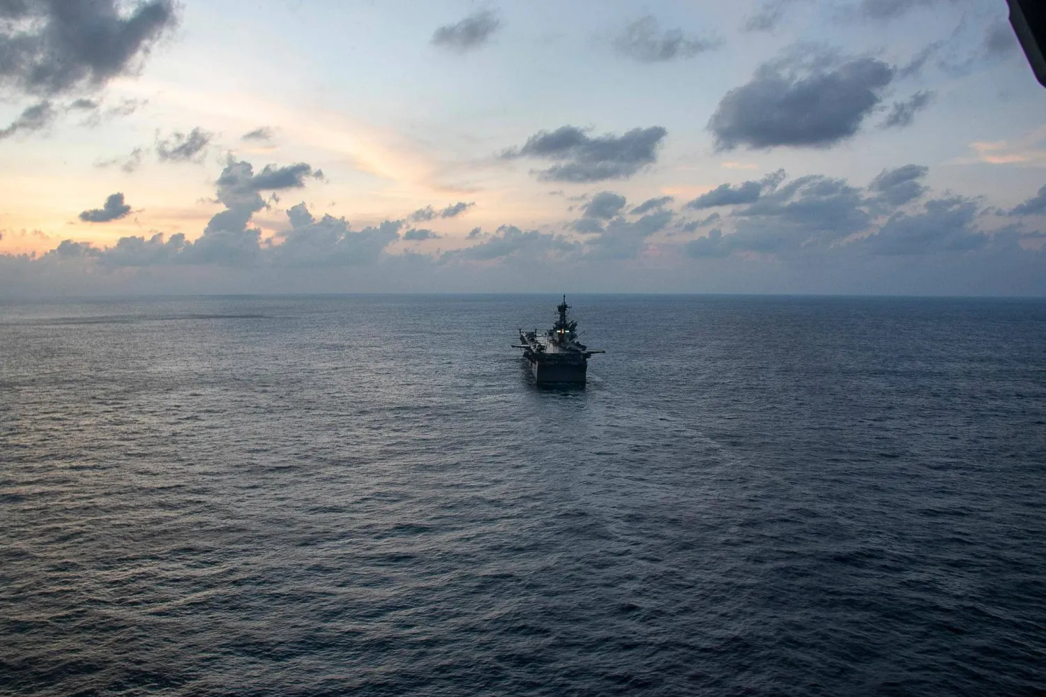 الجيش الأميركي يبدأ غدا حصاره للموانئ الإيرانية