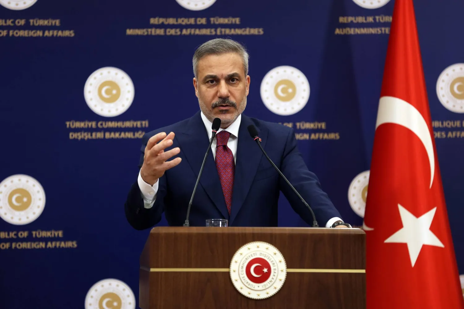 تركيا تدعو إلى «ميثاق أمني» يضمن حرية الملاحة في هرمز