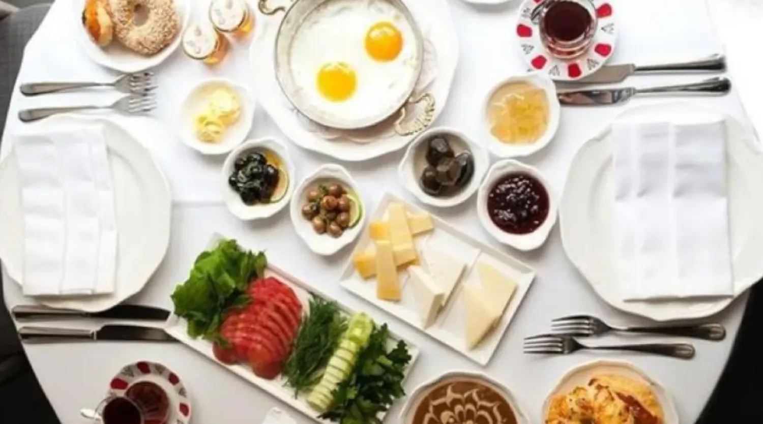 أطعمة صباحية تحسن التركيز والذاكرة طوال اليوم