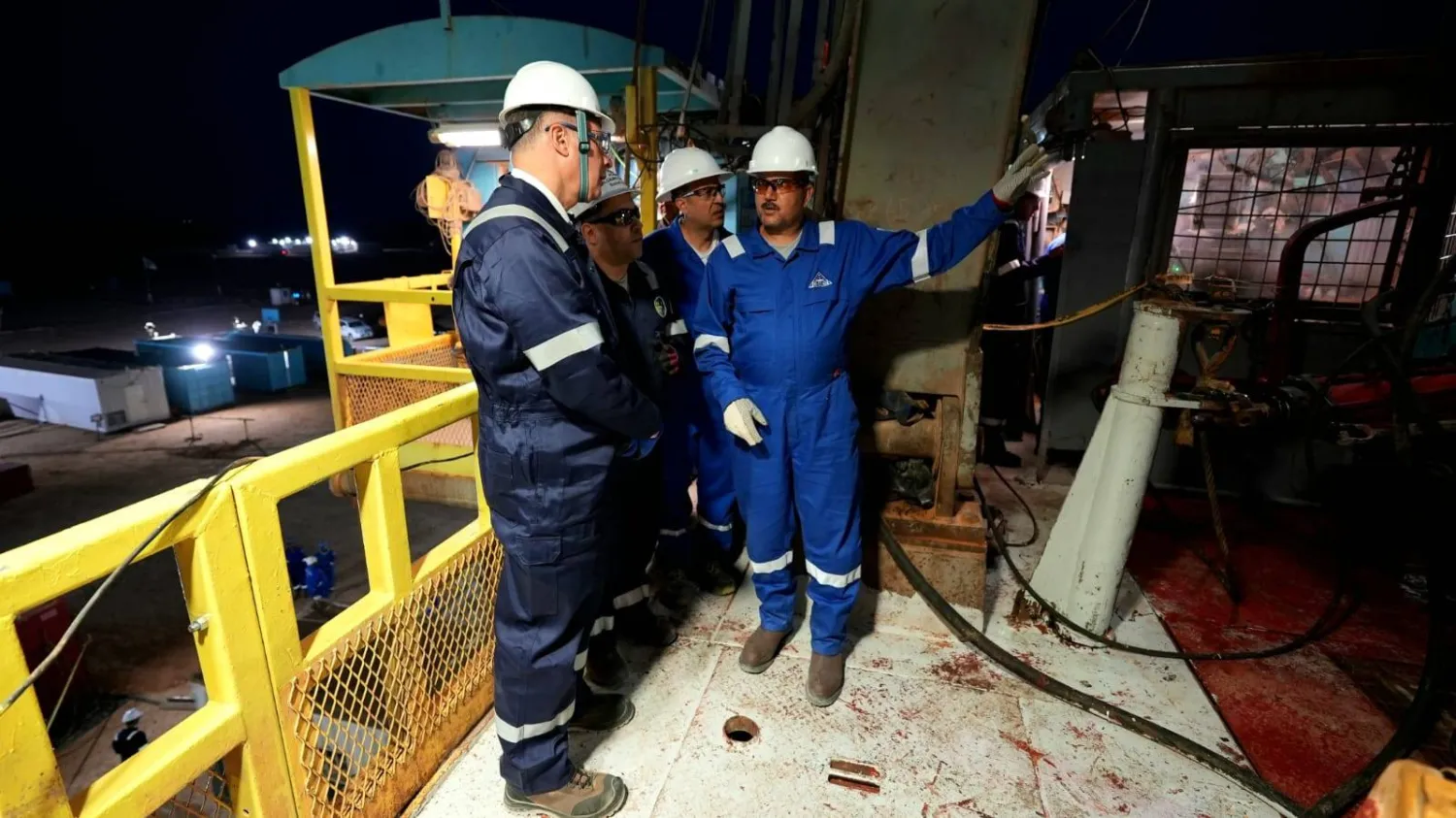 مصر: انتهاء حفر بئر بالصحراء الغربية خلال شهر