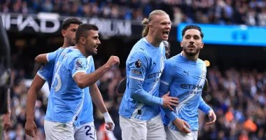 مواجهات نارية تضرب ملاعب العالم السبت