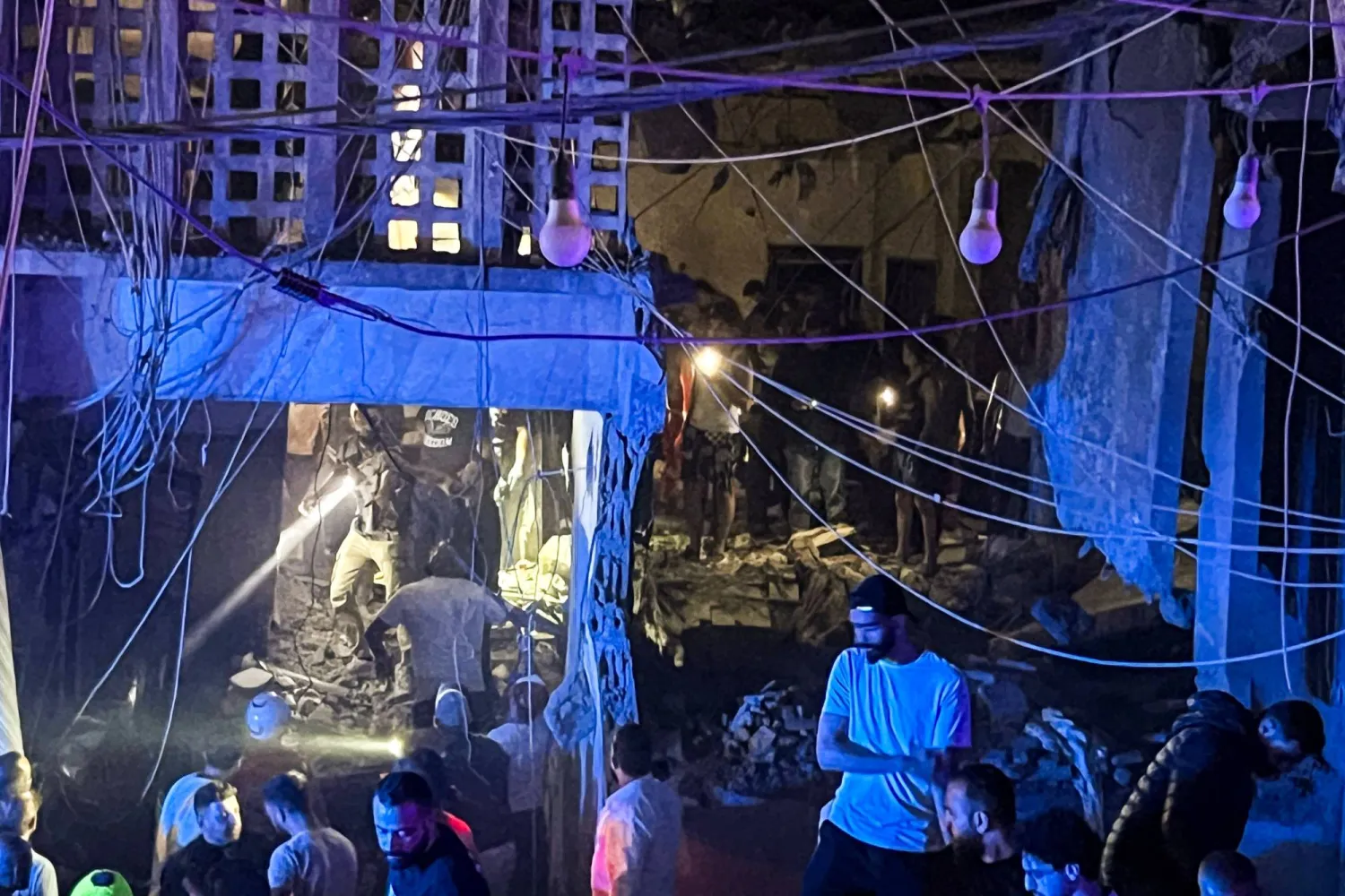 8 قتلى جراء غارات إسرائيلية على جنوب لبنان 8 قتلى جراء غارات إسرائيلية على جنوب لبنان