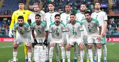 الجزائر يواجه هولندا استعدادا لنهائيات كأس العالم الجزائر يواجه هولندا استعدادا لنهائيات كأس العالم