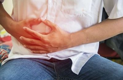 علامات تستدعي التدخل الطبي الفوري في حالات آلام البطن