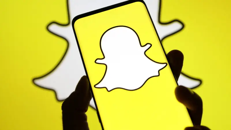 "سناب شات" يفرض قيوداً جديدة على المستخدمين دون 16 عاماً "سناب شات" يفرض قيوداً جديدة على المستخدمين دون 16 عاماً