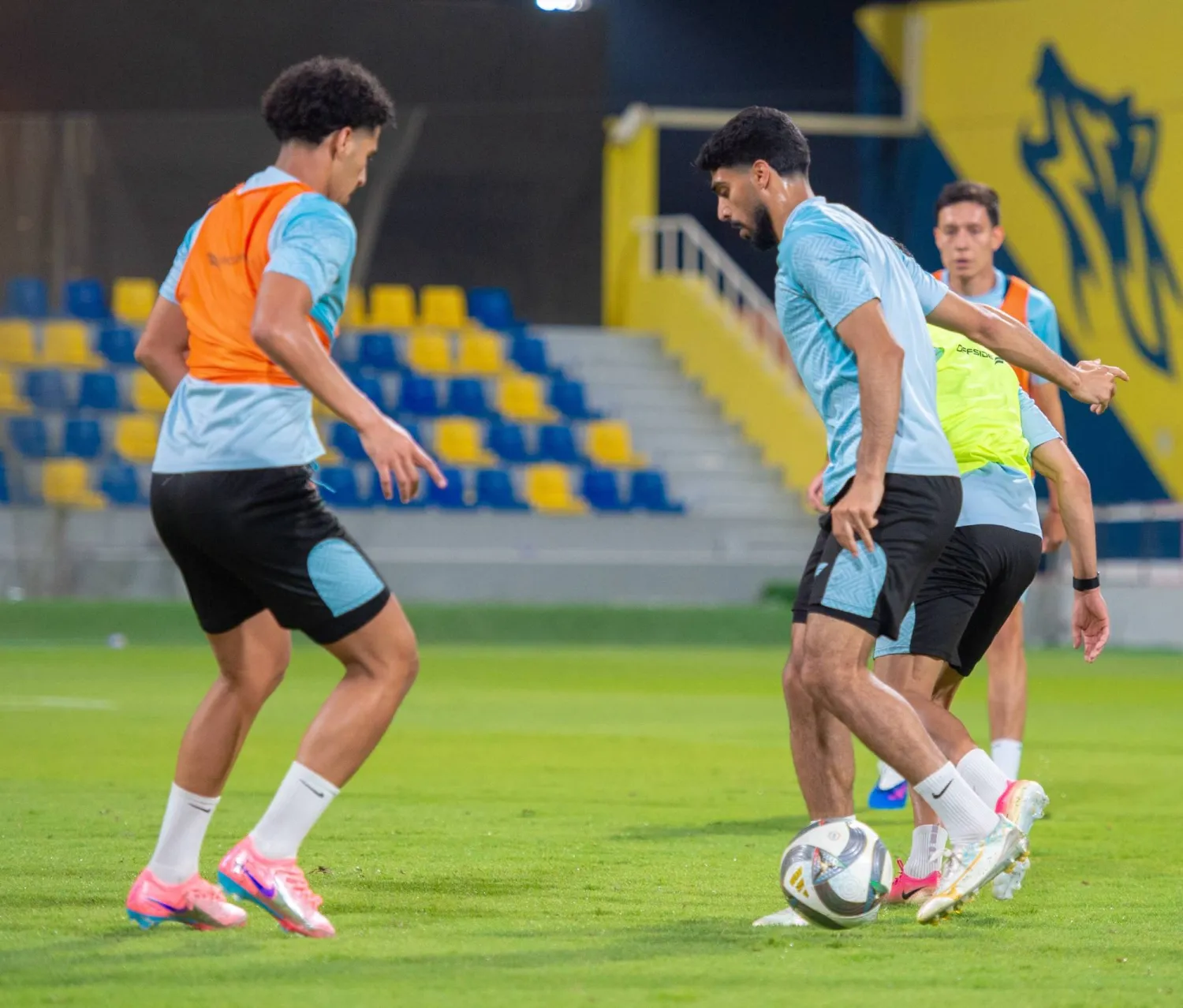 الدوري السعودي: النصر يصطدم بالتعاون... والخليج في مأزق الهلال