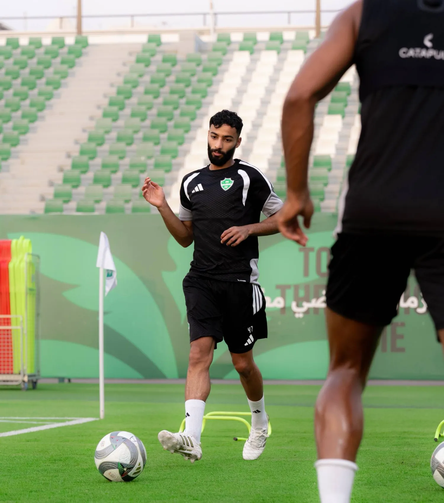 الأهلي في اختبار الخلود... والاتحاد ضيفاً ثقيلاً على الفتح الأهلي في اختبار الخلود... والاتحاد ضيفاً ثقيلاً على الفتح