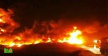 حريق في حاوية إطارات مستعمل في الكويت