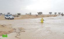 إنقاذ 75 محتجزاً في أمطار الرياض بينهم عائلة من 5 أشخاص