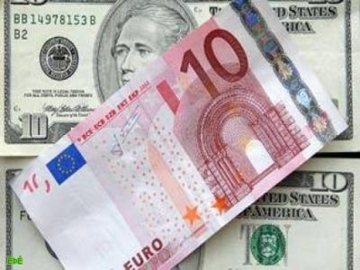 اليورو يهبط لأدنى مستوى له في عامين أمام الدولار 