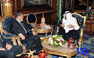 خادم الحرمين يعقد جلسة مباحثات مع الرئيس المصري