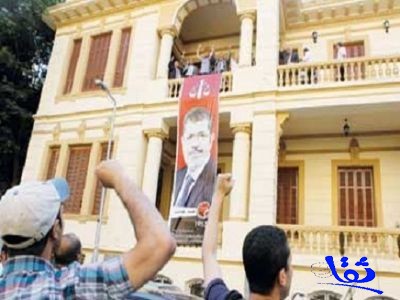 الرئيس المصري يشكو انقطاع الكهرباء في بيته
