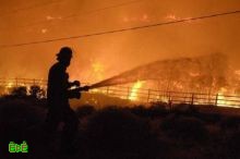 اجلاء عشرة الاف شخص من نيفادا اثر اندلاع حريق ضخم