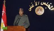 رئيس المجلس العسكري يقبل استقالة الحكومة المصرية ويسرع نقل السلطة 