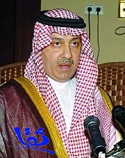 الأمير عبدالعزيز بن عبدالله يسلم جائزة خادم الحرمين للترجمة