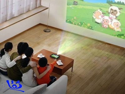 شركة صينية تطلق أول لوحي مزود بجهاز عرض ضوئي