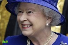 ملكة بريطانيا تتعهد بحسم راتب كل من يشارك في الاضراب العام من موظفيها 