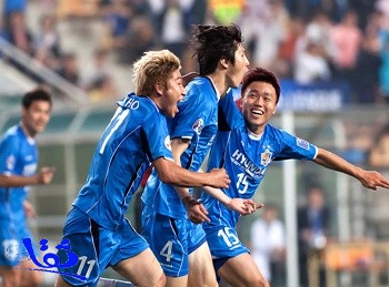 أولسان الكوري الجنوبي يضع قدماً في نهائي دوري أبطال آسيا 