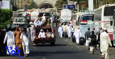 حجاج بيت الله يغادرون مكة المكرمة بعد أداء فريضة الحج