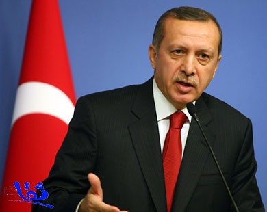 مسلح يطلق أعيرة صوتية بمقر رئيس الوزراء التركي