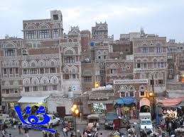 الأمن اليمنيّ يفكّك حزاماً ناسفاً قرب سوق بصنعاء