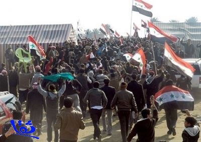 العراقيون يواصلون التظاهر في الأنبار للمطالبة برحيل المالكي