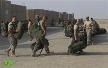 الولايات المتحدة تسحب عشرة الاف جندي من أفغانستان قبل نهاية 2011 م